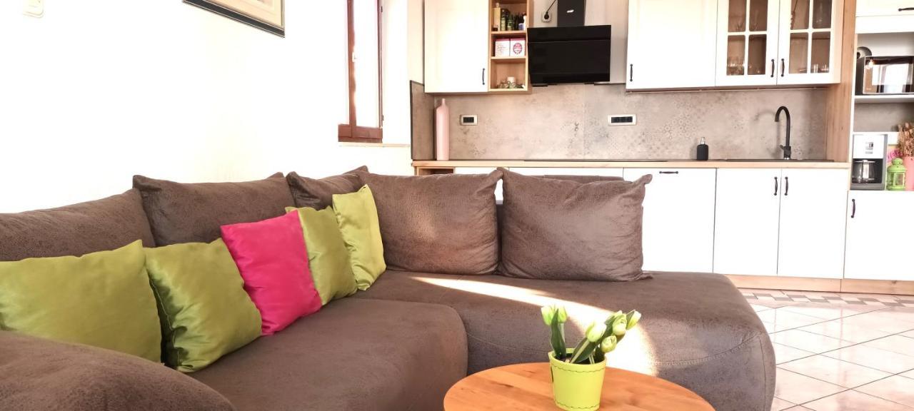 Olivista Croatia Apartments Njivice Dış mekan fotoğraf