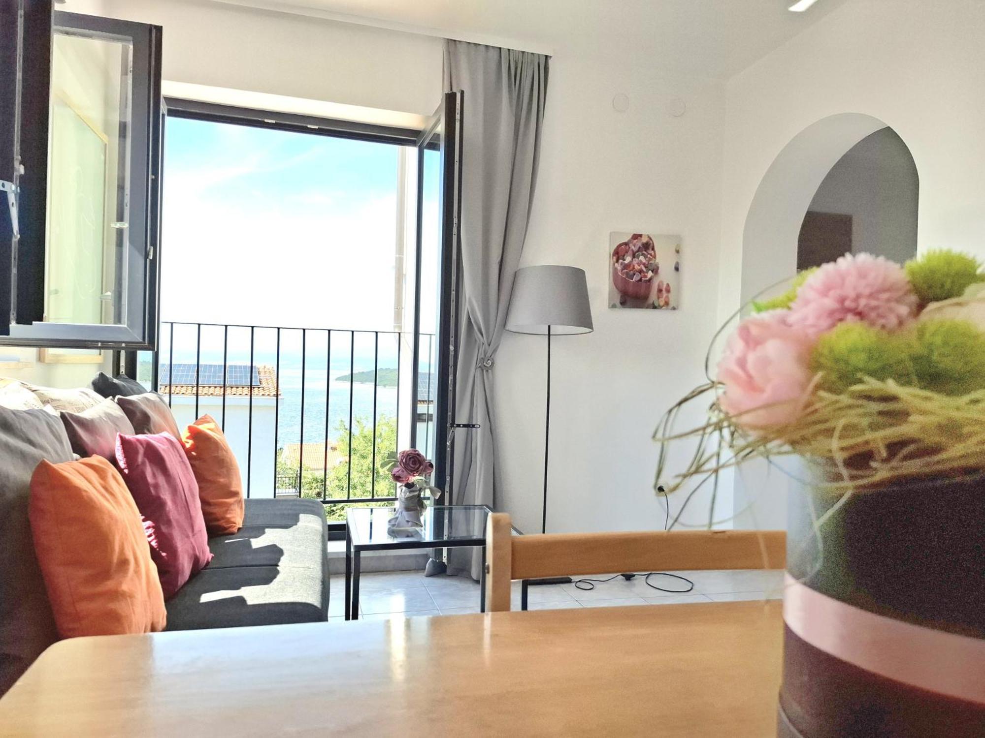 Olivista Croatia Apartments Njivice Dış mekan fotoğraf