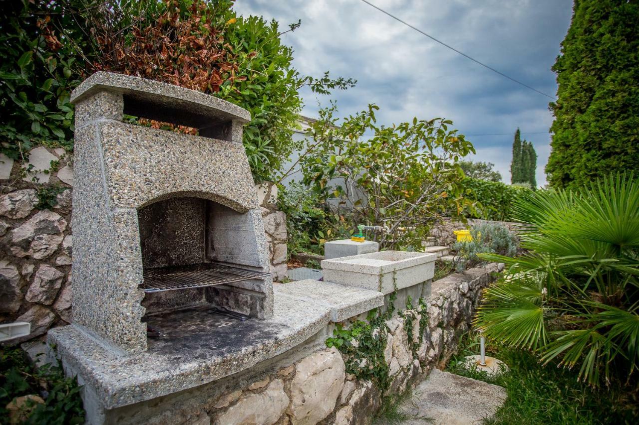 Olivista Croatia Apartments Njivice Dış mekan fotoğraf